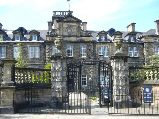 爱丁堡大学申请2018