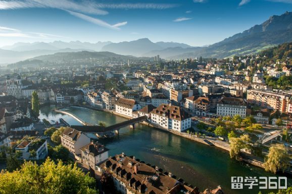 瑞士留学哪些专业比较容易转专业？