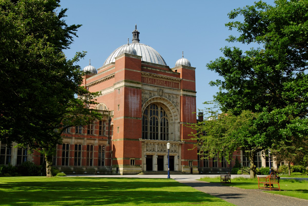 2020英国伯明翰大学学费需要多少？伯明翰大学各阶段学费盘点！