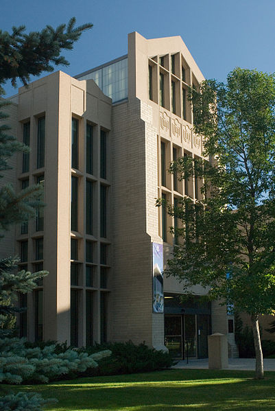 加拿大皇家山大学