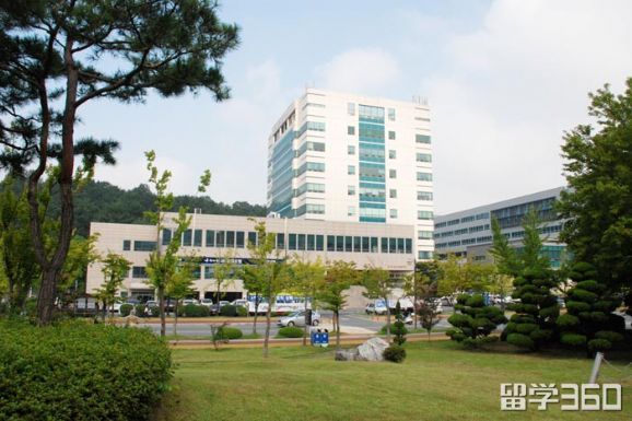 无高考成绩的学生顺利获韩国地方大学的语言院校录取！