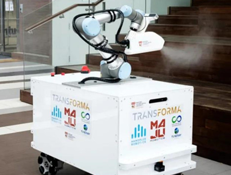 新加坡南大研发自动消毒机器人，以避免消毒人员感染~