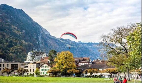 瑞士洛桑酒店管理学院毕业后就能拿到瑞士、美国和英国的文凭与学