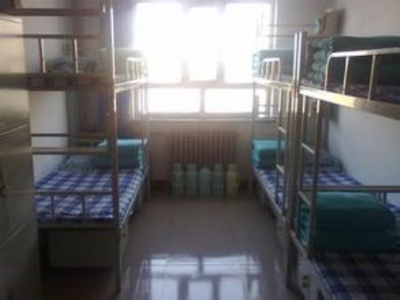 内蒙古师范大学鸿德学院食堂宿舍条件怎么样—宿舍图片