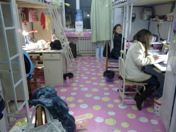 哈尔滨华德学院食堂宿舍条件怎么样—宿舍图片