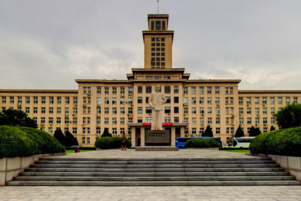 天津综合类大学排名2015
